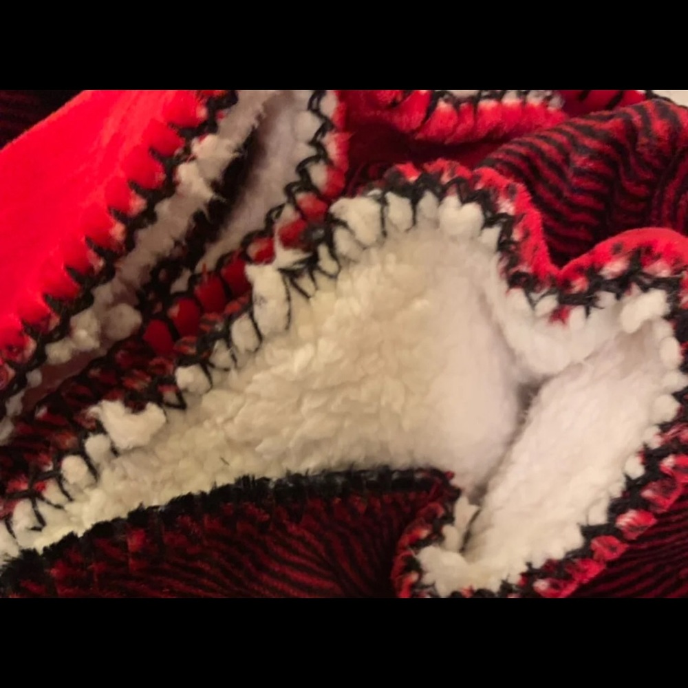 Sold - Picture 2 of 8